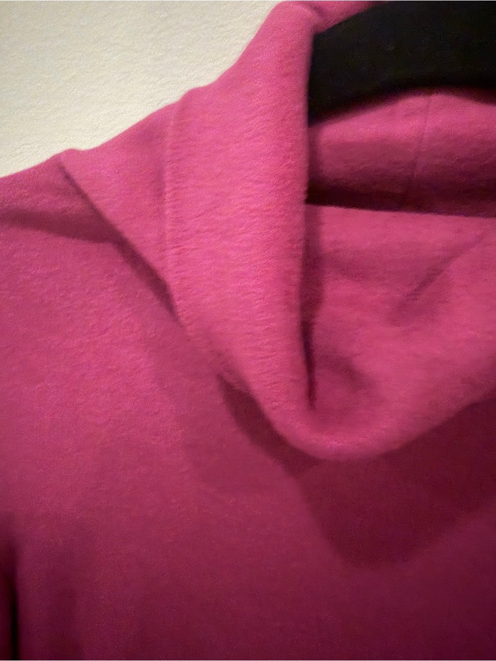 Uniqlo Raspberry Cowl Neck Turtleneck Sweater - Picture 2 of 4